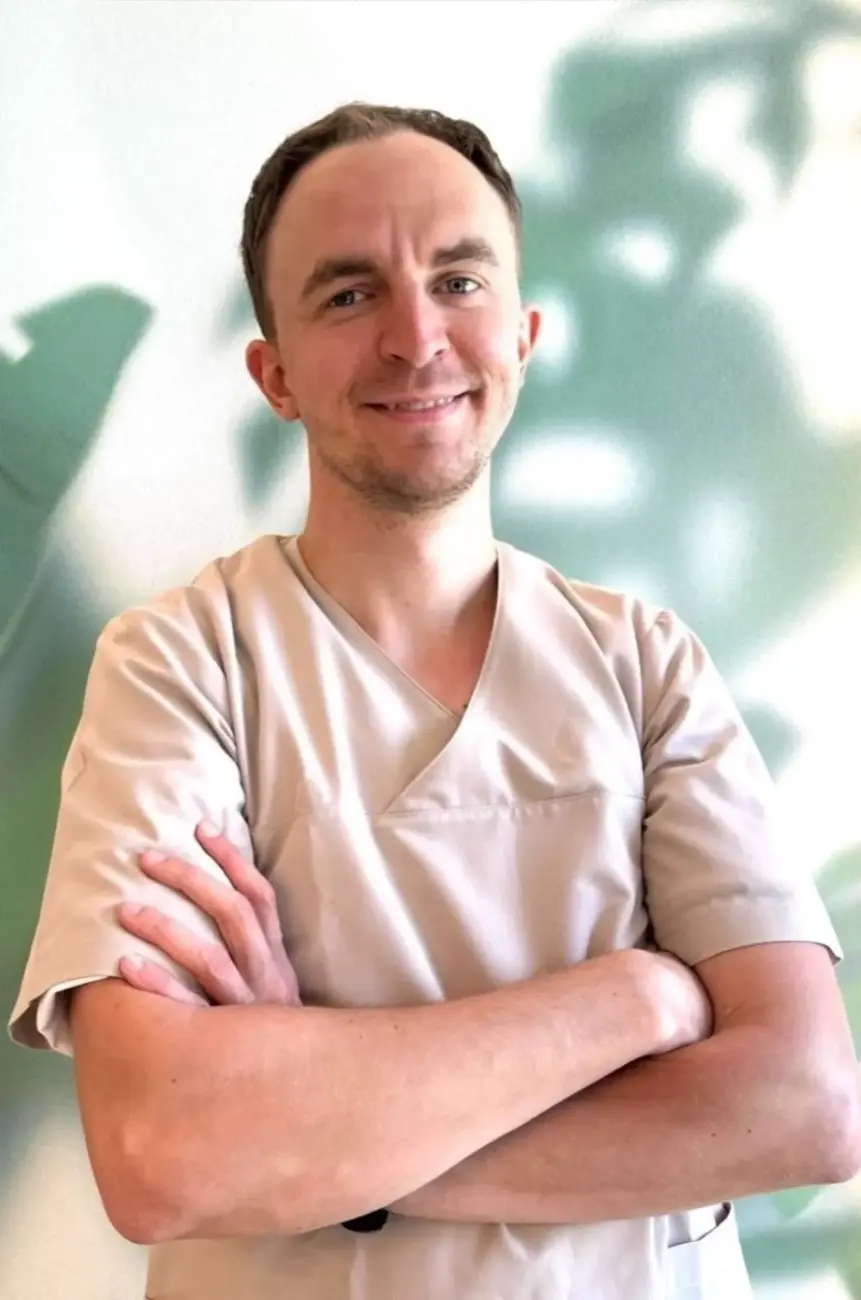 dr n.med. lek. dent. Tomasz Klatkiewicz - implantolog